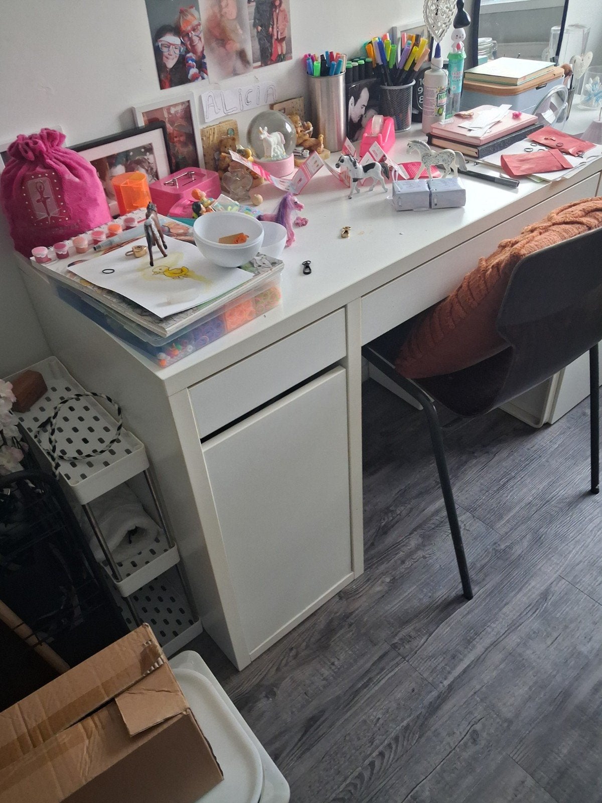 IKEA Micke Bureau Wit - 105x50 cm, Ophalen, Met lades, Gebruikt, Spaanplaat of MDF