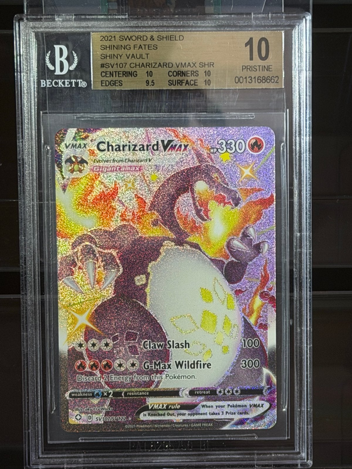 Charizard VMAX SV107/SV122 BGS 10 ( 0.5 van BLACK LABEL ), Ophalen of Verzenden, Nieuw, Losse kaart, Foil