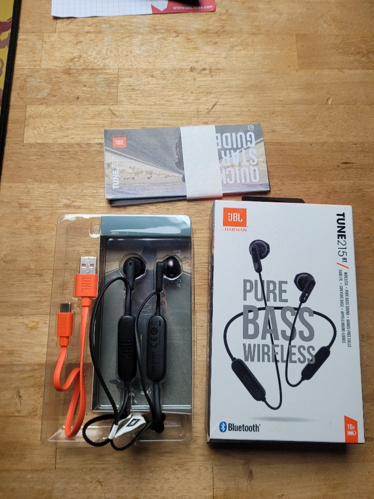 JBL TUNE 215 BT HOOFDTELEFOON BLUETOOTH IN EAR NIEUW, In-ear, JBL, Nieuw, Ophalen of Verzenden