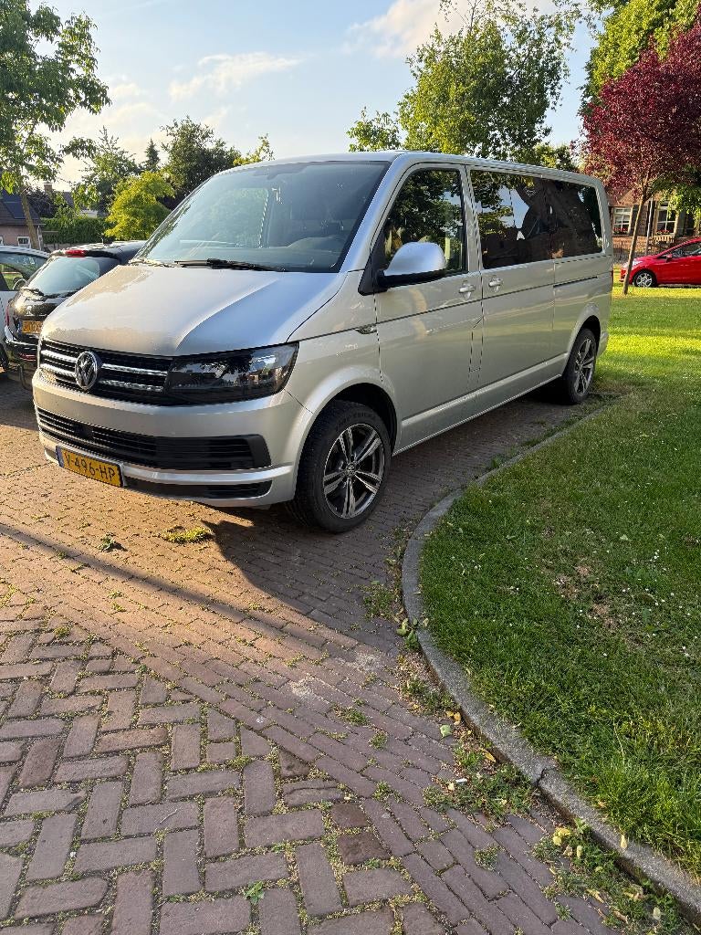 Volkswagen Caravelle T6 Dubbele cabine 150 PK 2016 L2H1, Auto's, Bestelauto's, Voorwielaandrijving, Stof, Euro 6, Volkswagen