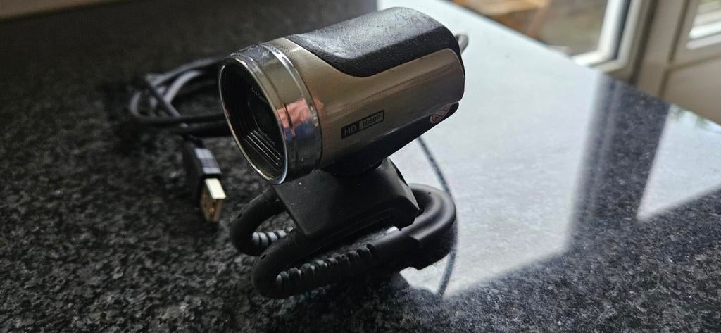 Diverse Webcam met HD 1080p, Gebruikt, Ophalen of Verzenden, AUKEY, Monitorclip