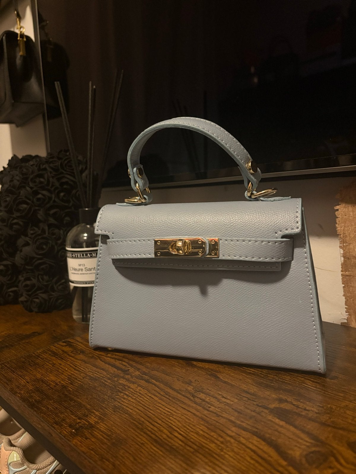 Lichtblauwe handtas met gouden details, Ophalen of Verzenden, Zo goed als nieuw, Blauw, Handtas