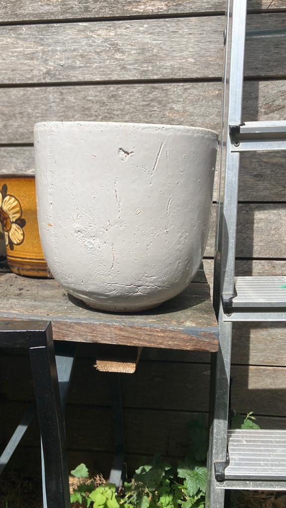 Grote bloempot, Tuin en Terras, Bloempotten, Ophalen, Rond, Zo goed als nieuw, Aardewerk