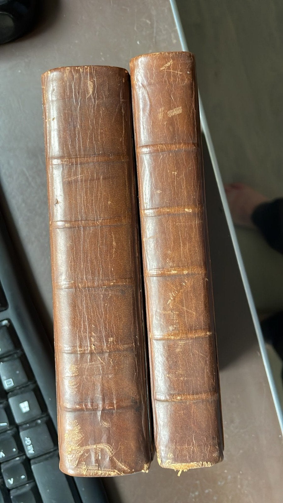 Bijbel in 2 delen. N.T. met Psalmen en formulieren (2) en O, Ophalen of Verzenden