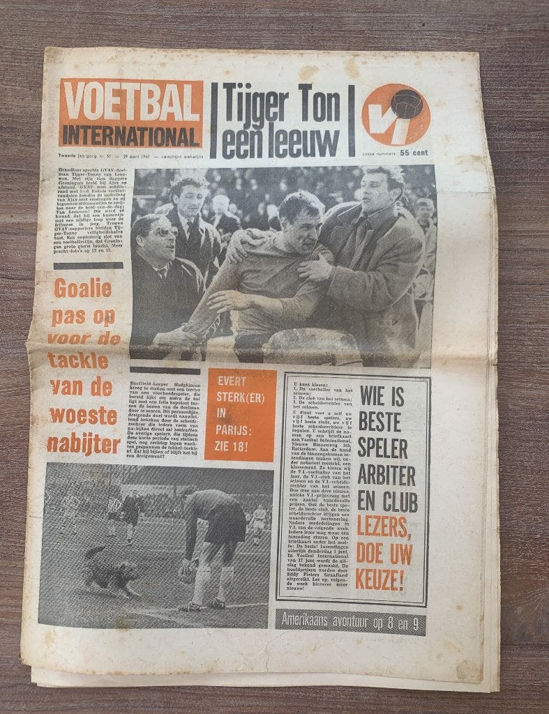 Voetbal International VI Div. tijdschriften uit 1967 / €5,-, Verzamelen, Ophalen of Verzenden, Zo goed als nieuw, NAC Breda, Boek of Tijdschrift