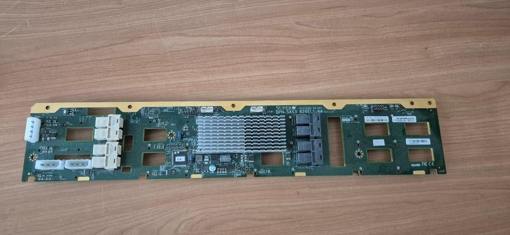 SAS3/NVME Backplane BPN-SAS3-826SEL-N4 Rev 1.0, Ophalen of Verzenden, Niet werkend