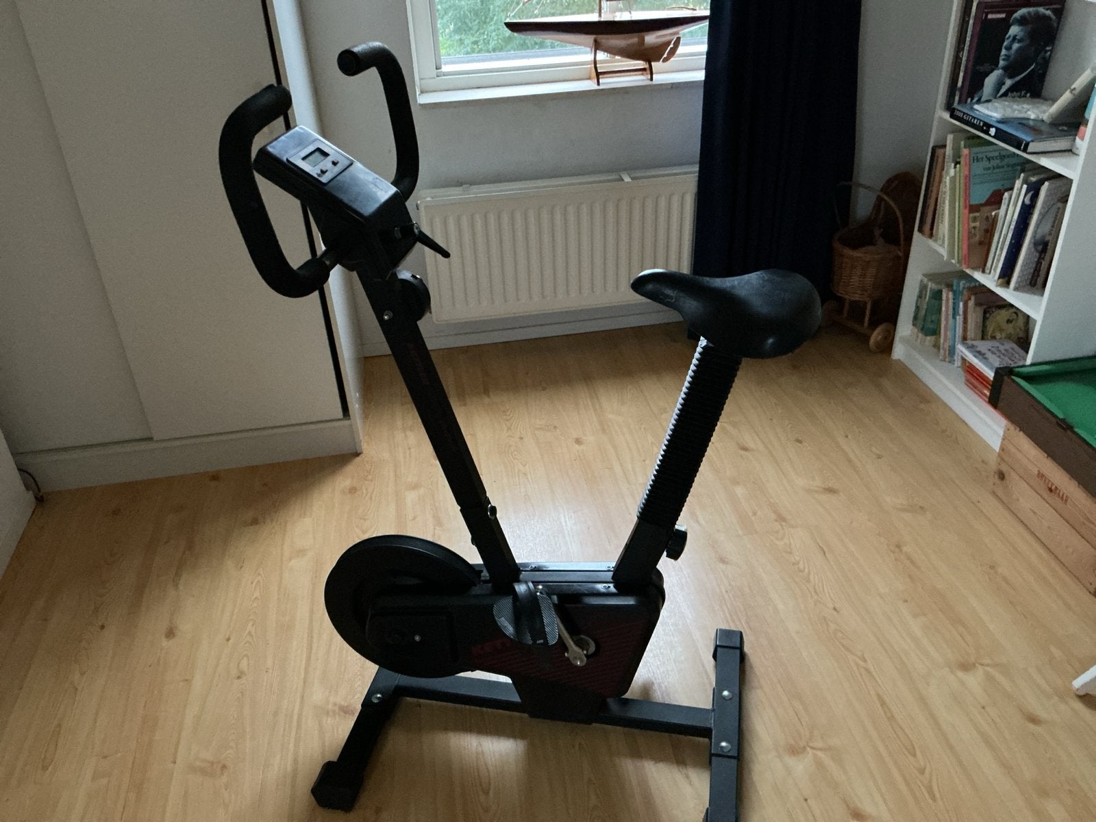 Kettler Hometrainer - Gebruikt maar in goede staat, Sport en Fitness, Ophalen, Gebruikt, Metaal, Benen