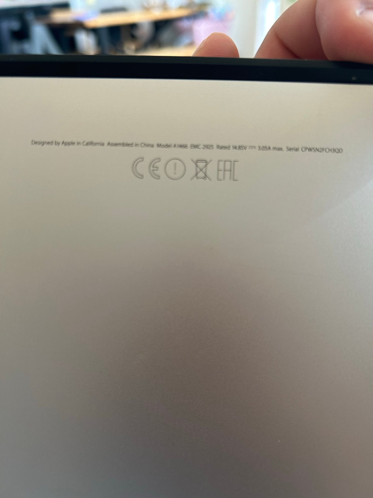 MacBook Air (Model A1466) met oplader, Computers en Software, Gebruikt, Qwerty, 13 inch, Ophalen of Verzenden