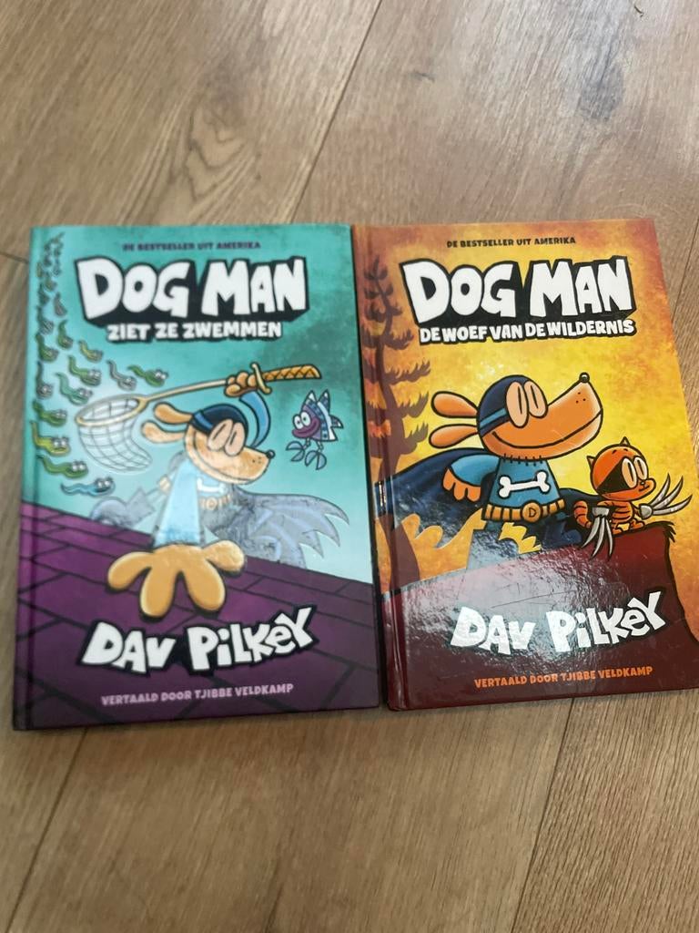 Dog Man: Ziet Ze Zwemmen & De Woef van de Wildernis, Ophalen of Verzenden, Zo goed als nieuw, Cartoons