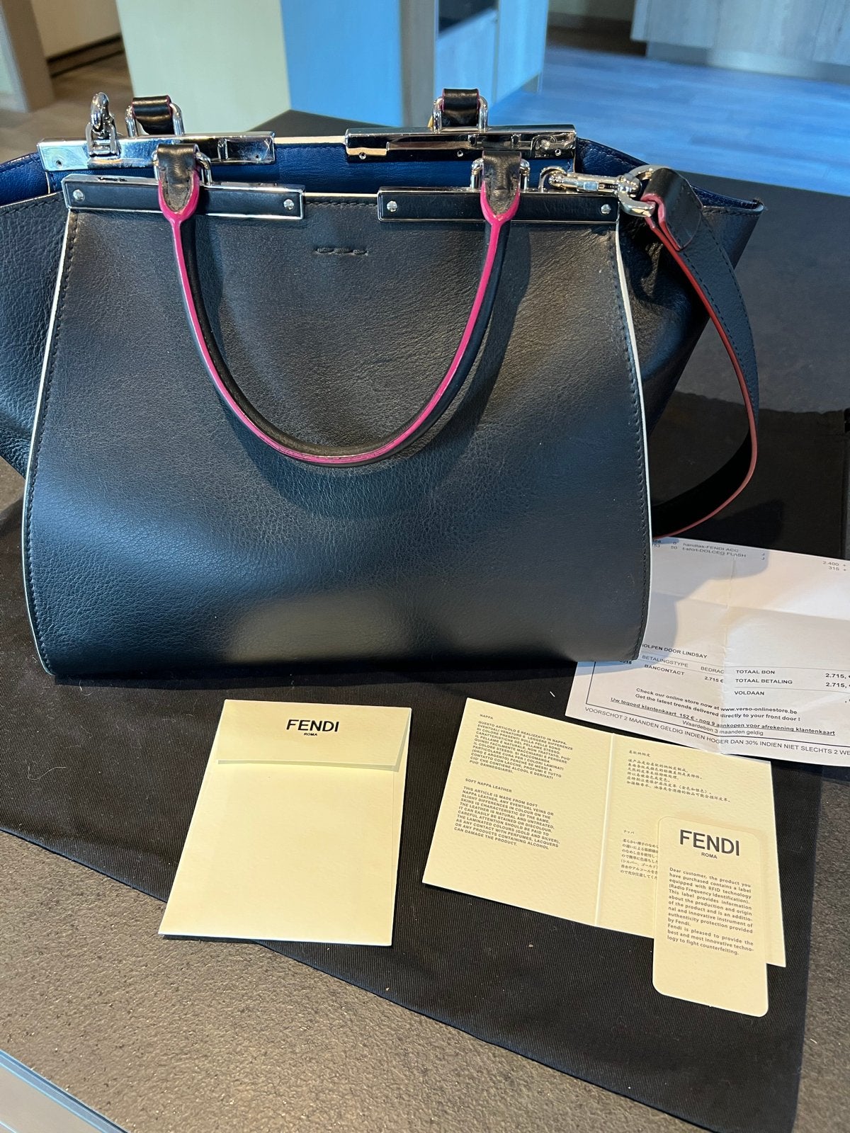 Fendi Peekaboo Essential Zwart Leren Handtas, Ophalen, Zo goed als nieuw, Zwart, Handtas