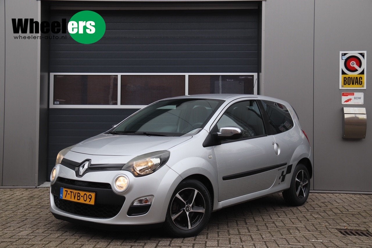 Renault Twingo 1.2 16V Parisienne, Bluetooth, Airco, Auto's, Voorwielaandrijving, Gebruikt, Zwart, 4 cilinders