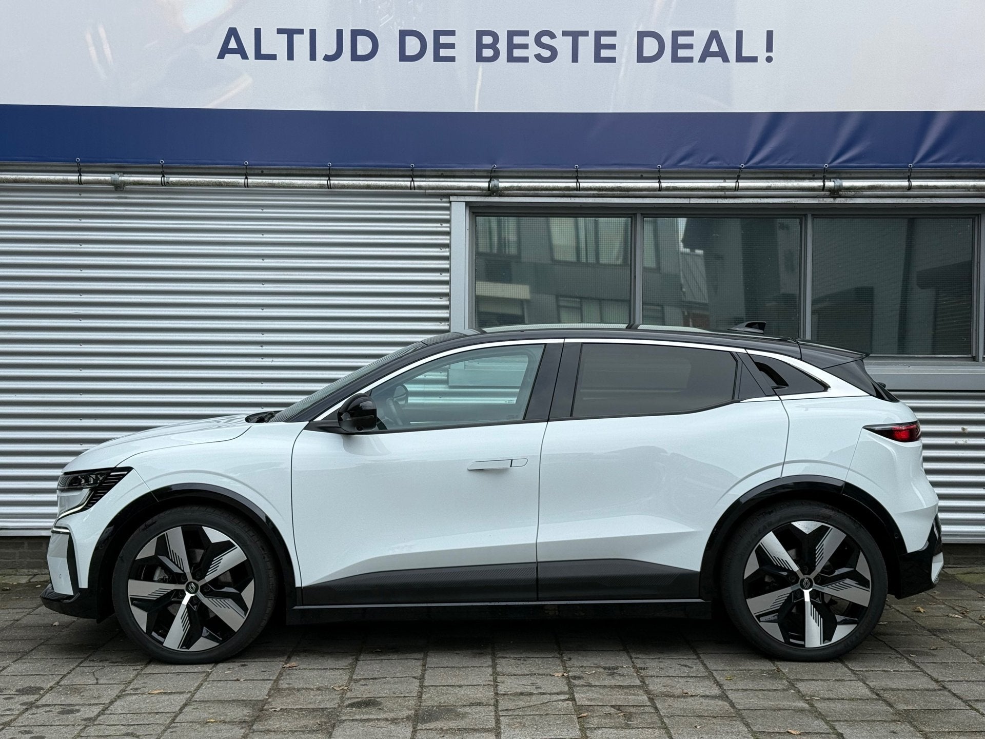 Renault Mégane MEGANE E-TECH EV60 Techno ELECTRIC l ACC l 3, Stof, Zwart, Wit, 462 km
