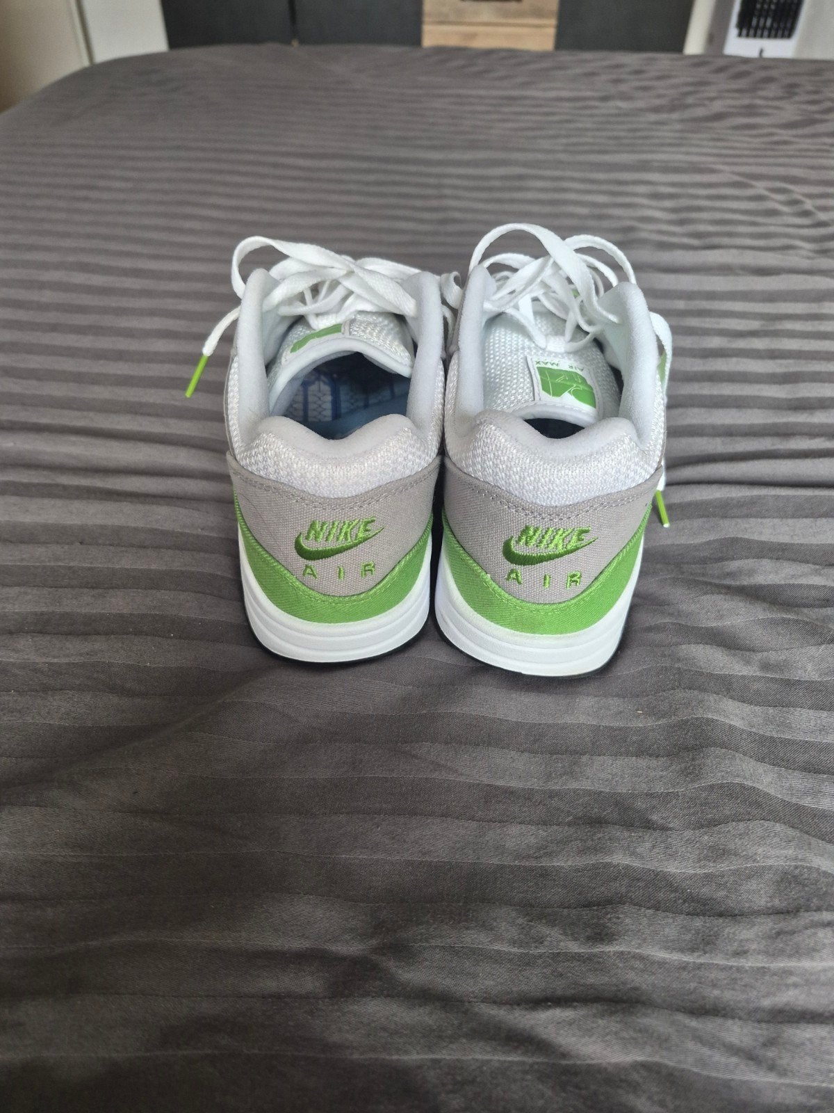 Nike Air Max 1 Chlorophyll - Maat 42, Overige kleuren, Nike, Ophalen of Verzenden, Sneakers of Gympen