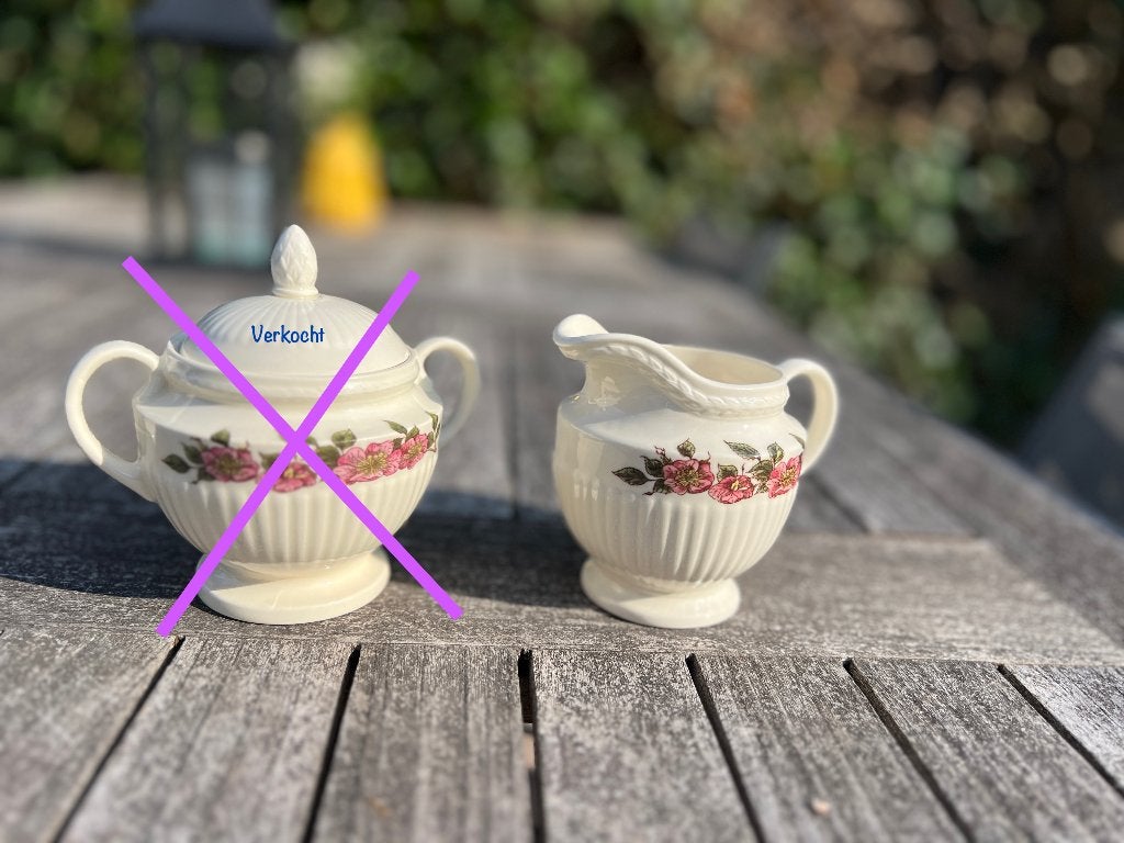 Wedgwood Briar Rose – melkkannetje, Overige typen, Ophalen of Verzenden, Zo goed als nieuw, Overige stijlen