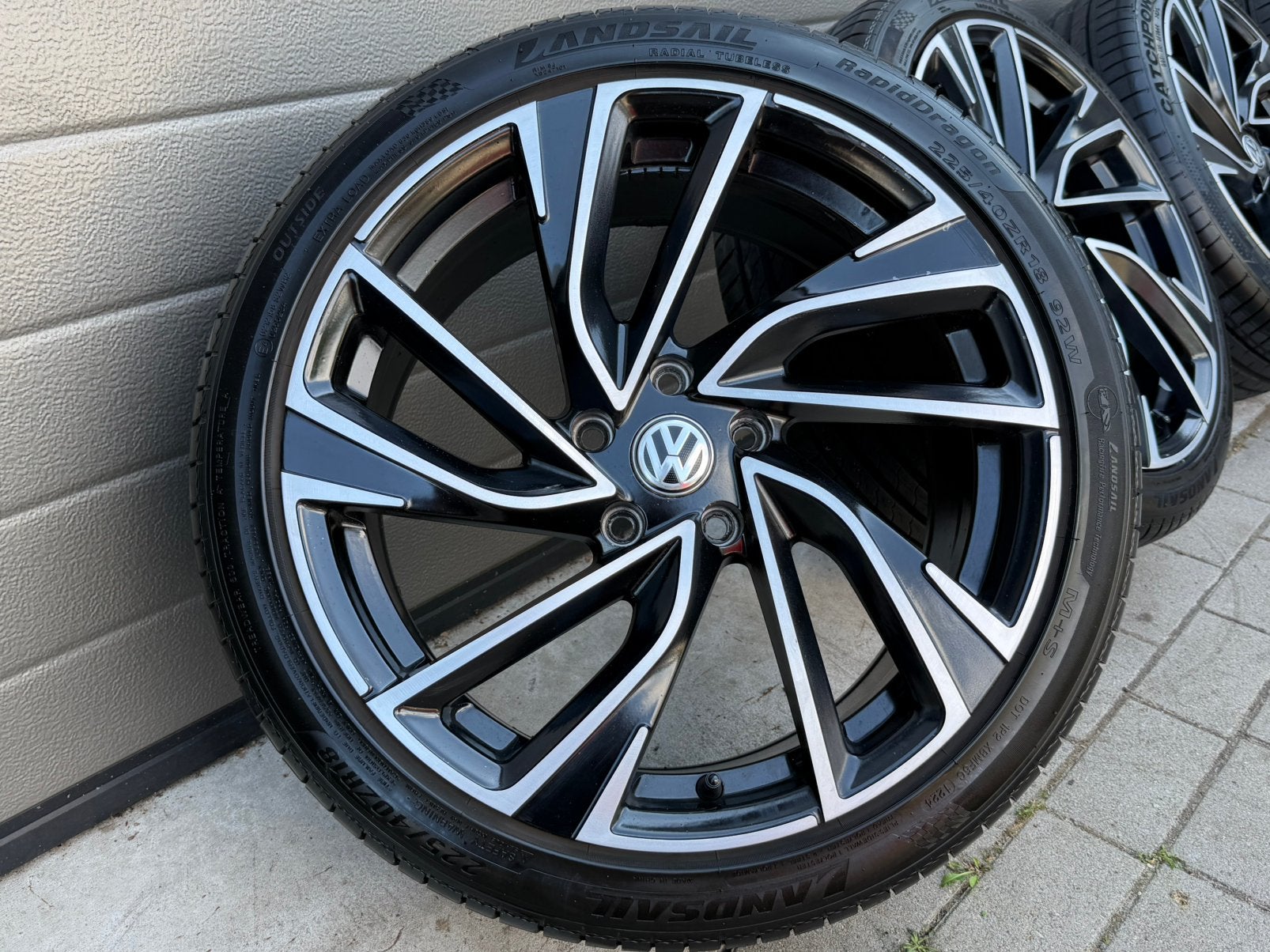 18” INCH VOLKSWAGEN GOLF ADELAIDE Look Velgen 5x112 GTI R, Auto-onderdelen, Banden en Velgen, 18 inch, Banden en Velgen, Ophalen of Verzenden