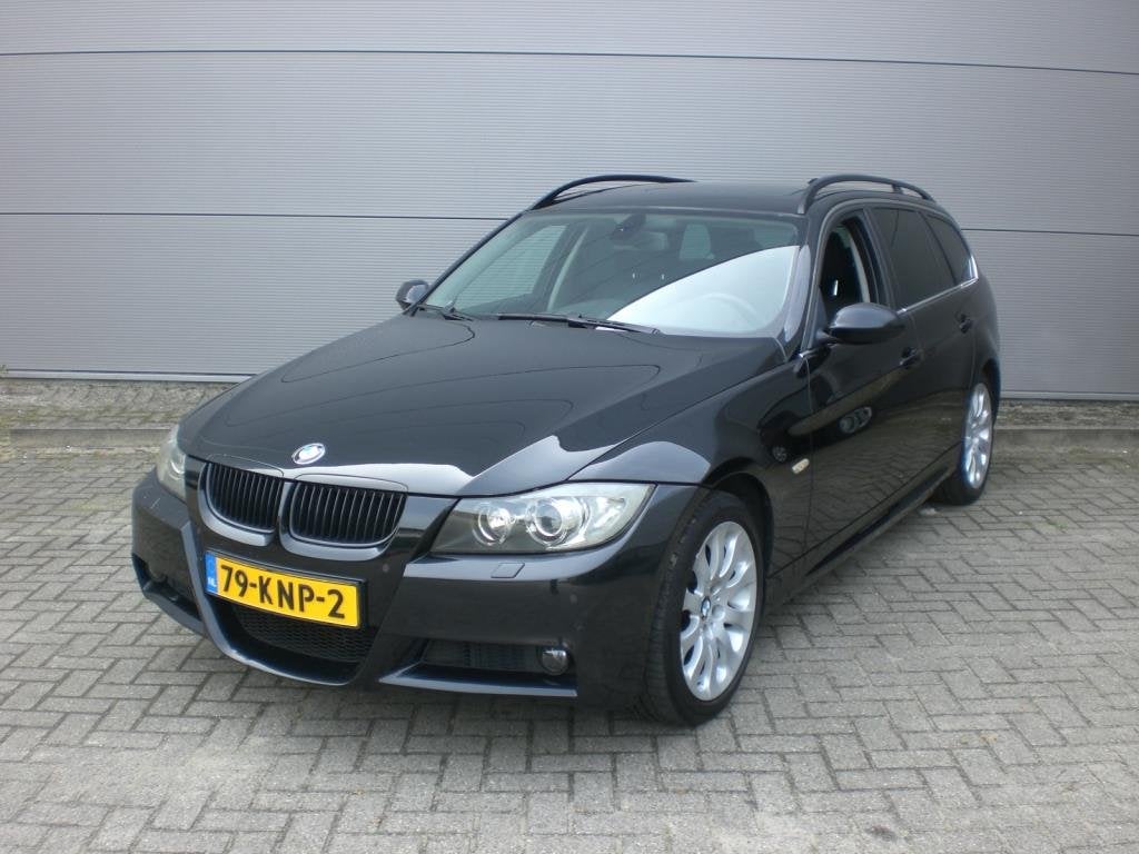 BMW 3-serie Touring 330xi, Auto's, BMW, Automaat, 259 pk, Automatische klimaatregeling, Vierwielaandrijving