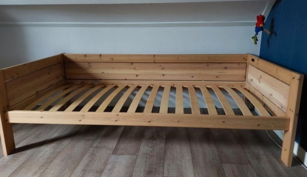 Lifetime houten bed, Ophalen, 90 cm, Bruin, Tweepersoons
