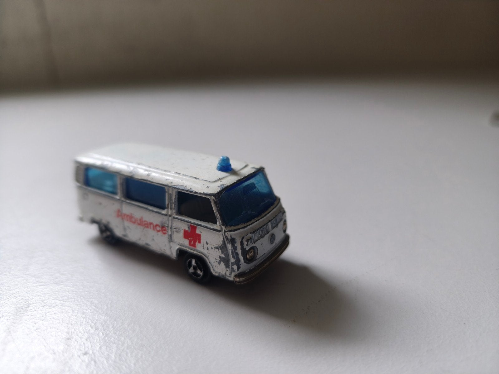 Vintage Matchbox Ambulance VW Busje, Ophalen of Verzenden, Gebruikt