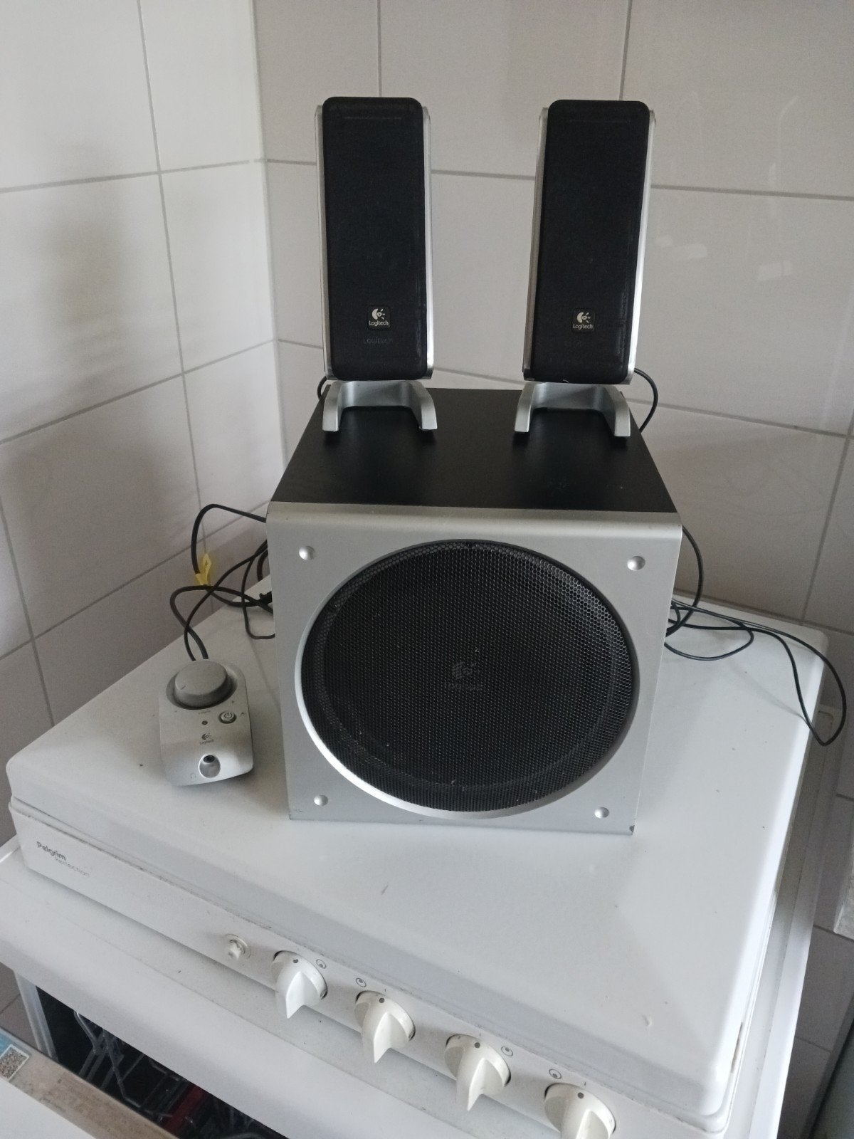 Logitech 2.1 PC Speakerset met Subwoofer, Ophalen, Gebruikt, Audiokanaal 2.1, Logitech