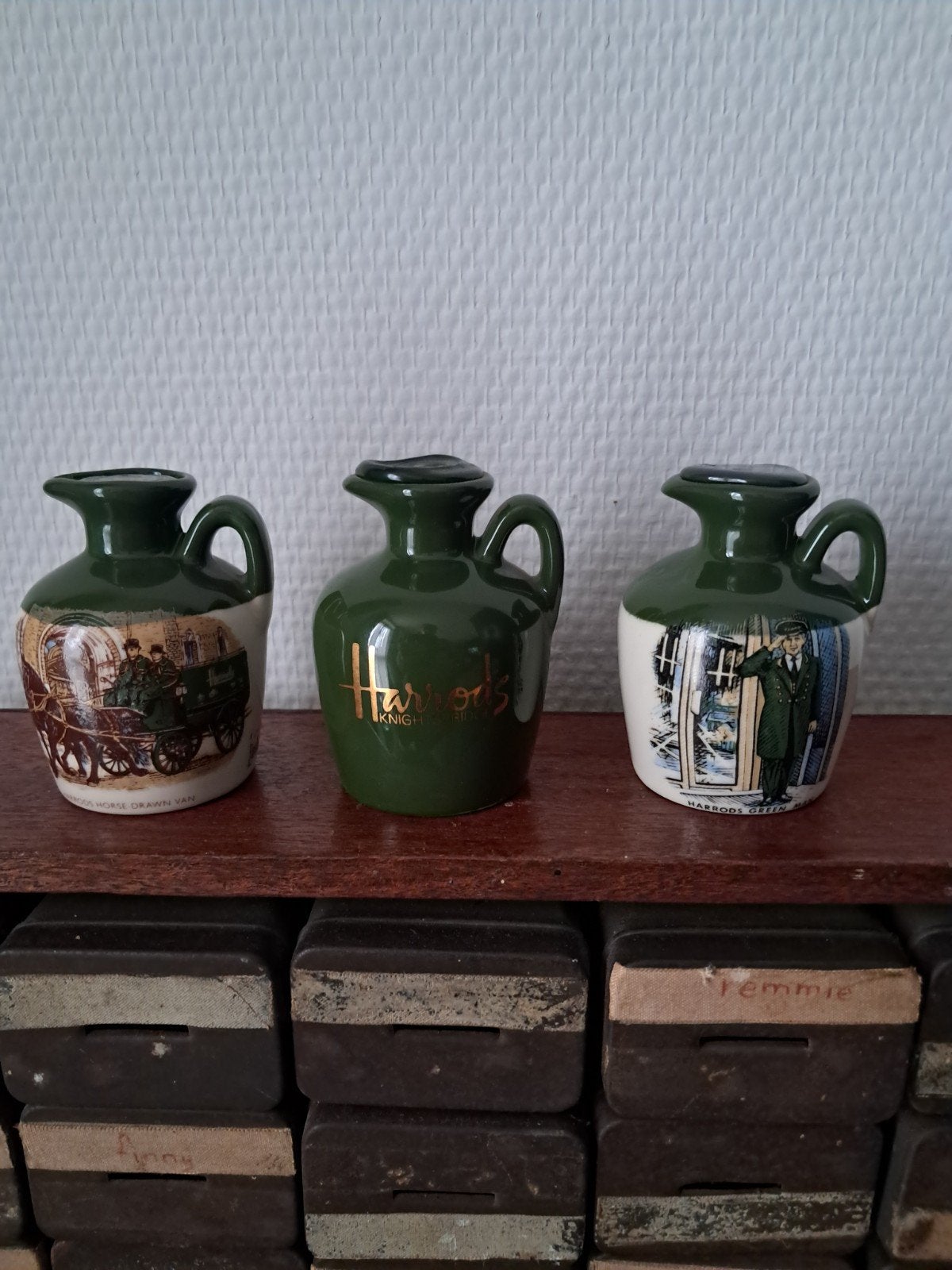 Zeldzaam  !. Vintage Harrods Whiskykruikjes. Verzegeld, Ophalen of Verzenden