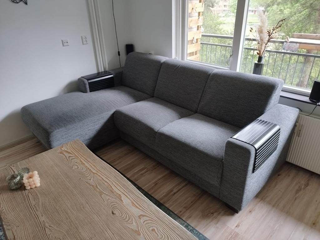 Moderne grijze hoekbank, Huis en Inrichting, Banken | Bankstellen, Gebruikt, 100 tot 125 cm, Hoekbank, Ophalen of Verzenden
