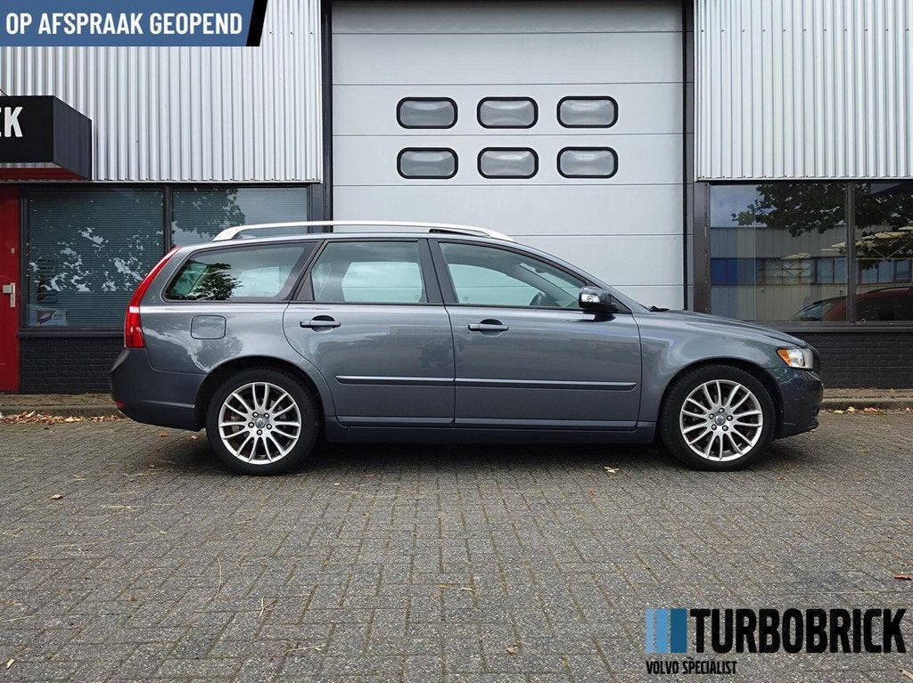 Volvo V50 2.0 Edition II | Leder | Climate | Cruise | gl. Sc, Auto's, Volvo, Zwart, 4 cilinders, Parkeersensor, 66 €/maand