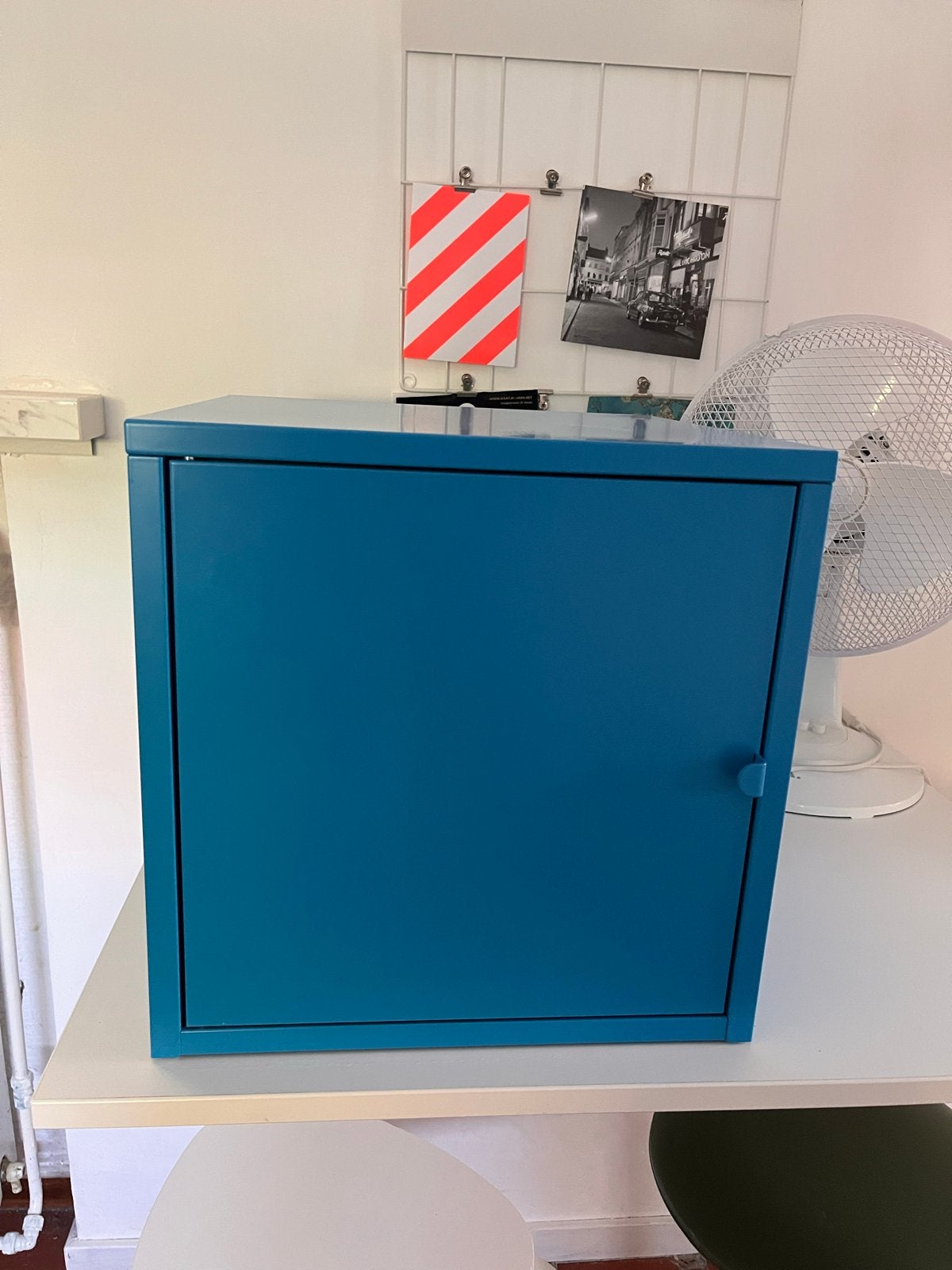 IKEA Lixhult Kastje - Blauw, Ophalen, Zo goed als nieuw