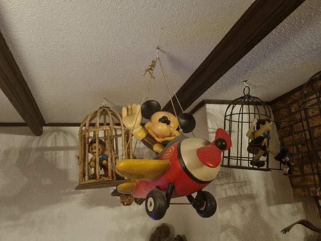 Beeld disney mickey mouse vliegtuig, Ophalen, Mickey Mouse, Zo goed als nieuw, Beeldje of Figuurtje