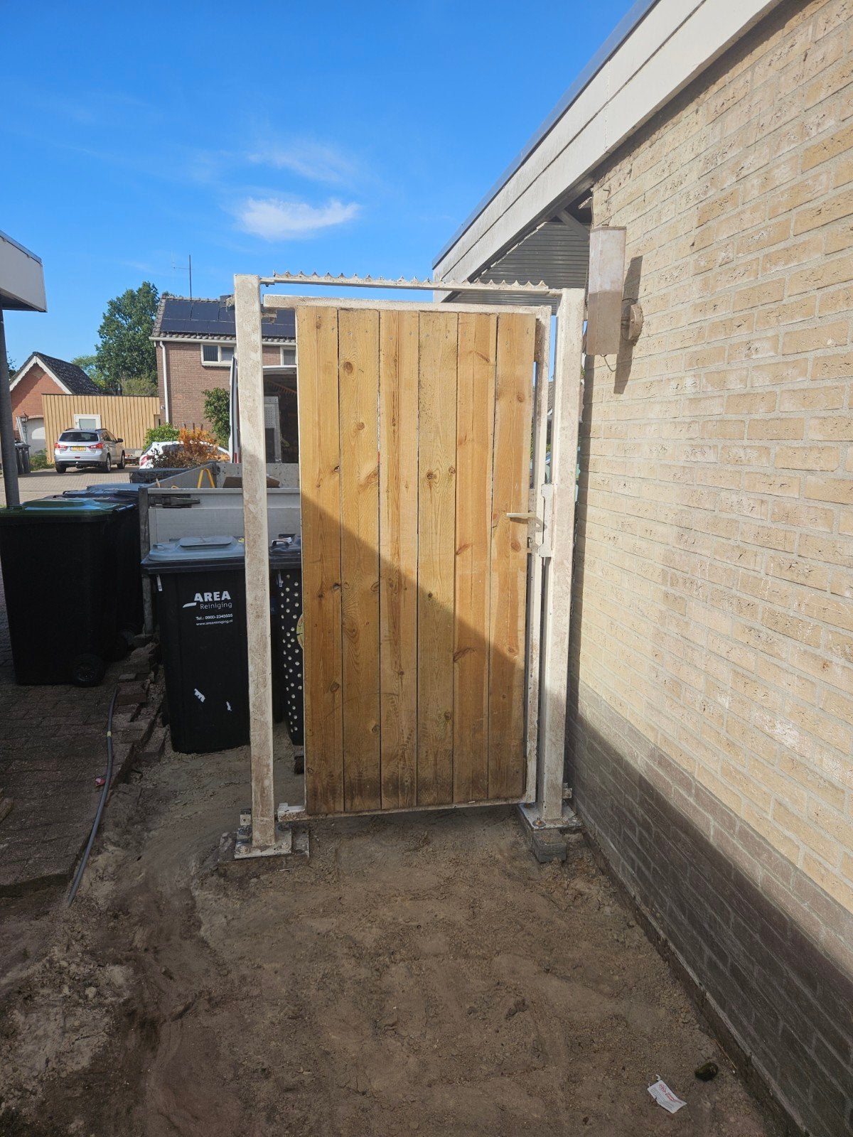 Stevige houten poort met ijzeren frame, Tuin en Terras, Tuinhekken en Hekwerk, Met poort, Gebruikt, Ophalen of Verzenden, Tuinhek