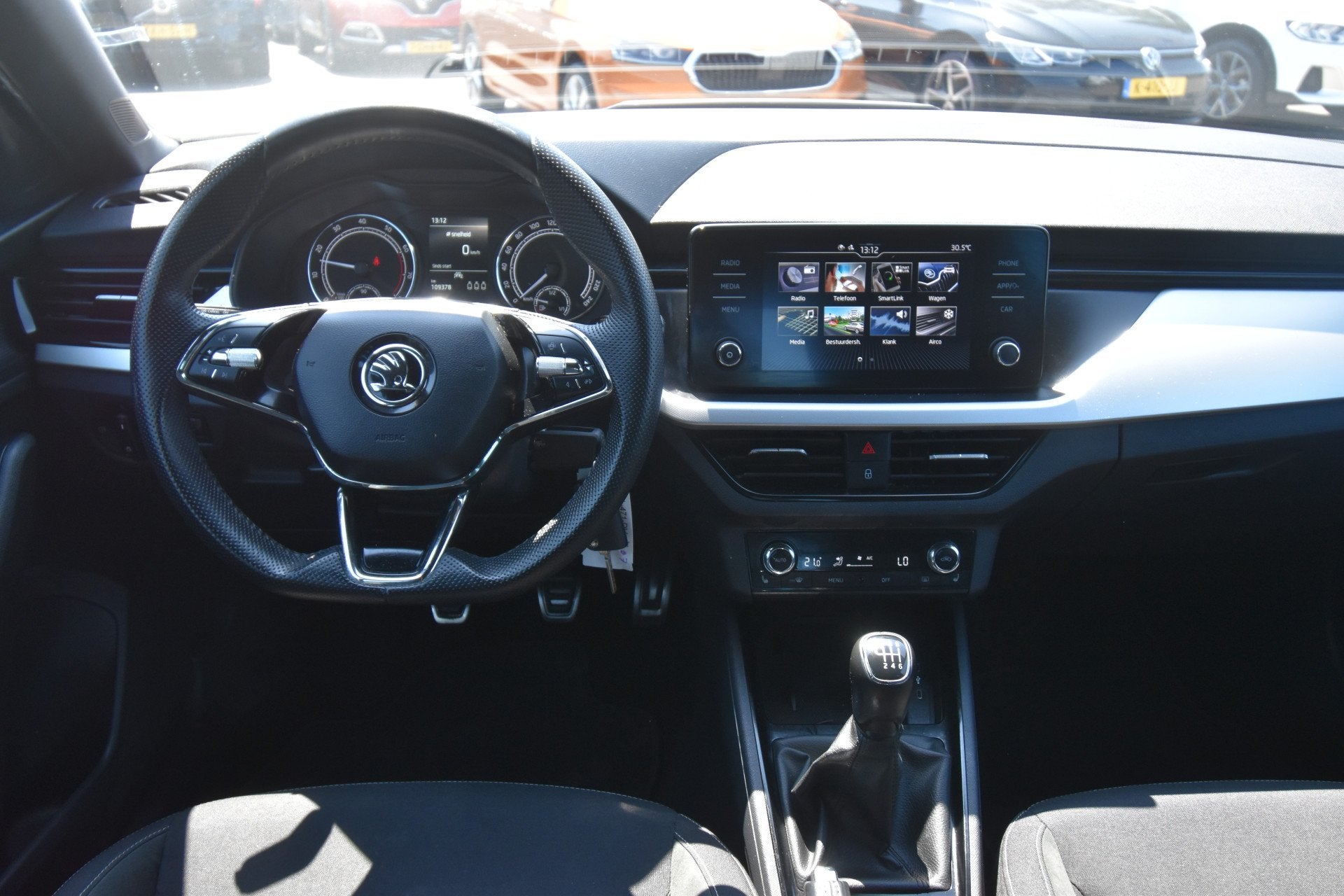 Skoda Kamiq 1.0 TSI Sport Business , EL TREKHAAK , CLIMATR ,, Stof, Gebruikt, 49 €/maand, Origineel Nederlands