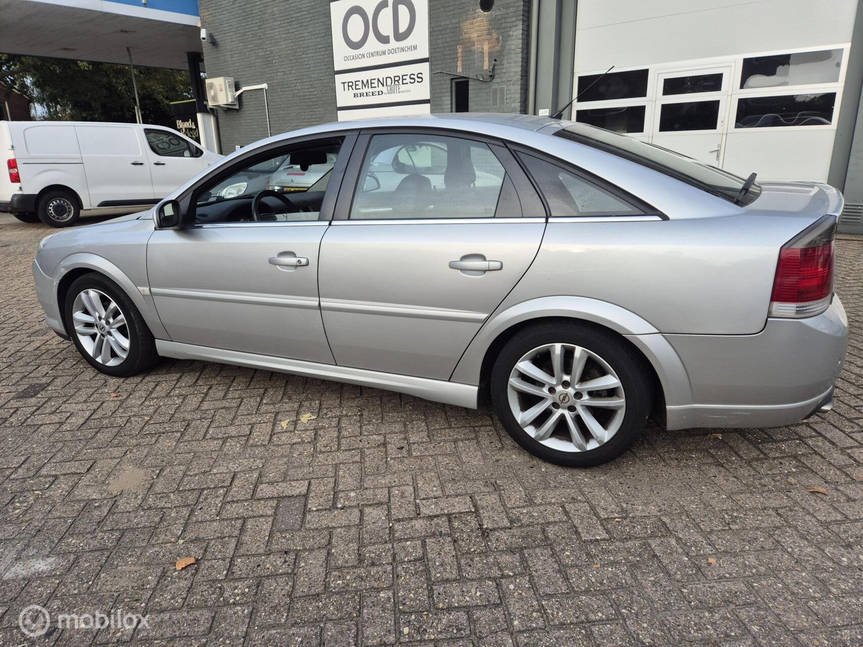 Opel Vectra GTS 2.2-16V automaat, Auto's, Gebruikt, 4 cilinders, 715 kg, Vectra