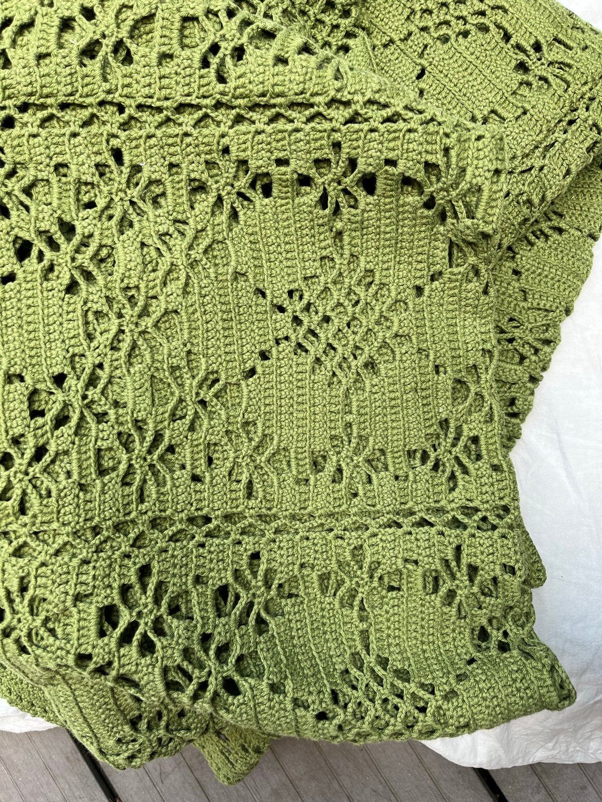Handgemaakte sprei- Olijfgroen -Gehaakt  - Perfecte Staat, Ophalen of Verzenden, Zo goed als nieuw, Sierkussen, Groen