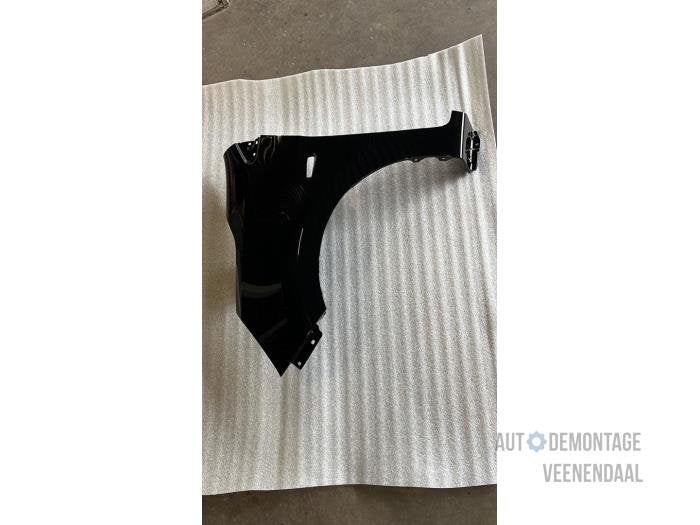 Scherm links-voor van een Mitsubishi Space Star (X08), -, -, Nieuw, Ophalen of Verzenden