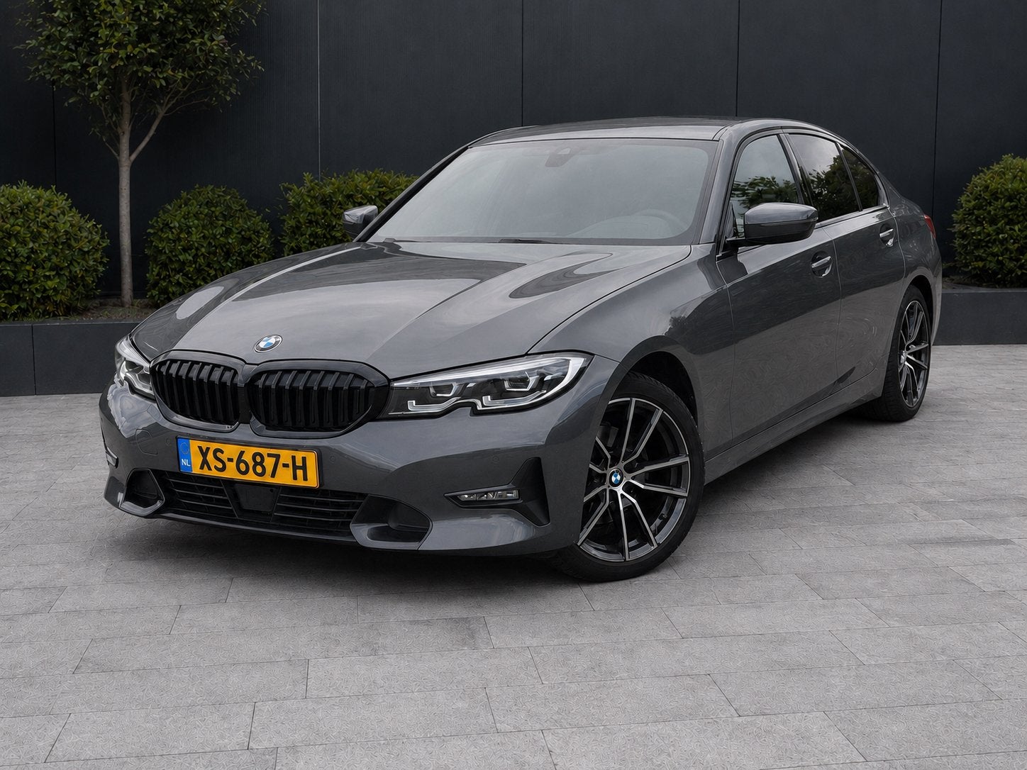 BMW 3-Serie 320d 190pk Aut 2019 Grijs, Auto's, BMW, Bedrijf, 3-Serie, 360° camera, ABS, Achteruitrijcamera, Adaptieve lichten