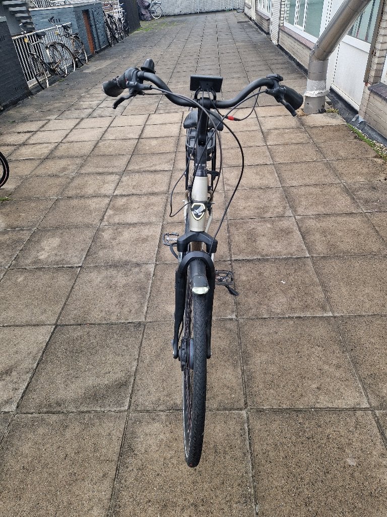 E-bike Stella Vicenza Superior+charger, Gebruikt, 51 tot 55 cm, 50 km per accu of meer, Ophalen