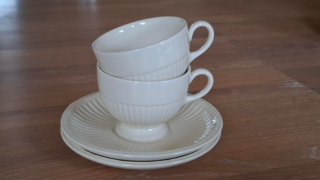 Theekop en Schotel - Wedgwood Queen's Ware, Edme, Ophalen of Verzenden, Zo goed als nieuw, Wedgwood, Kop(pen) en/of Schotel(s)