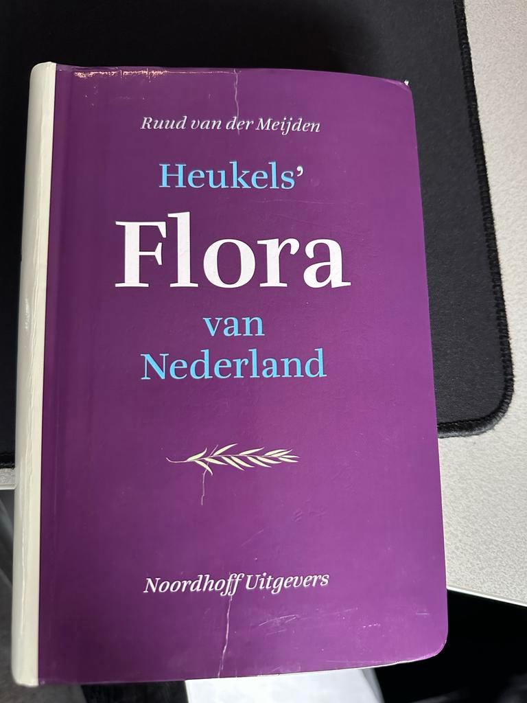Heukels' Flora van Nederland - Ruud van der Meijden, Boeken, Natuur, Ophalen of Verzenden, Zo goed als nieuw, Bloemen, Planten en Bomen