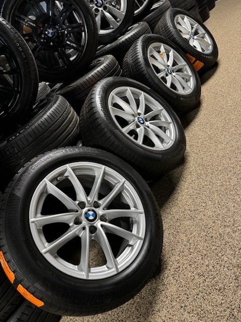 BMW 17 inch velgen met winterbanden 225/55 R17, Ophalen, Gebruikt, Banden en Velgen, 17 inch