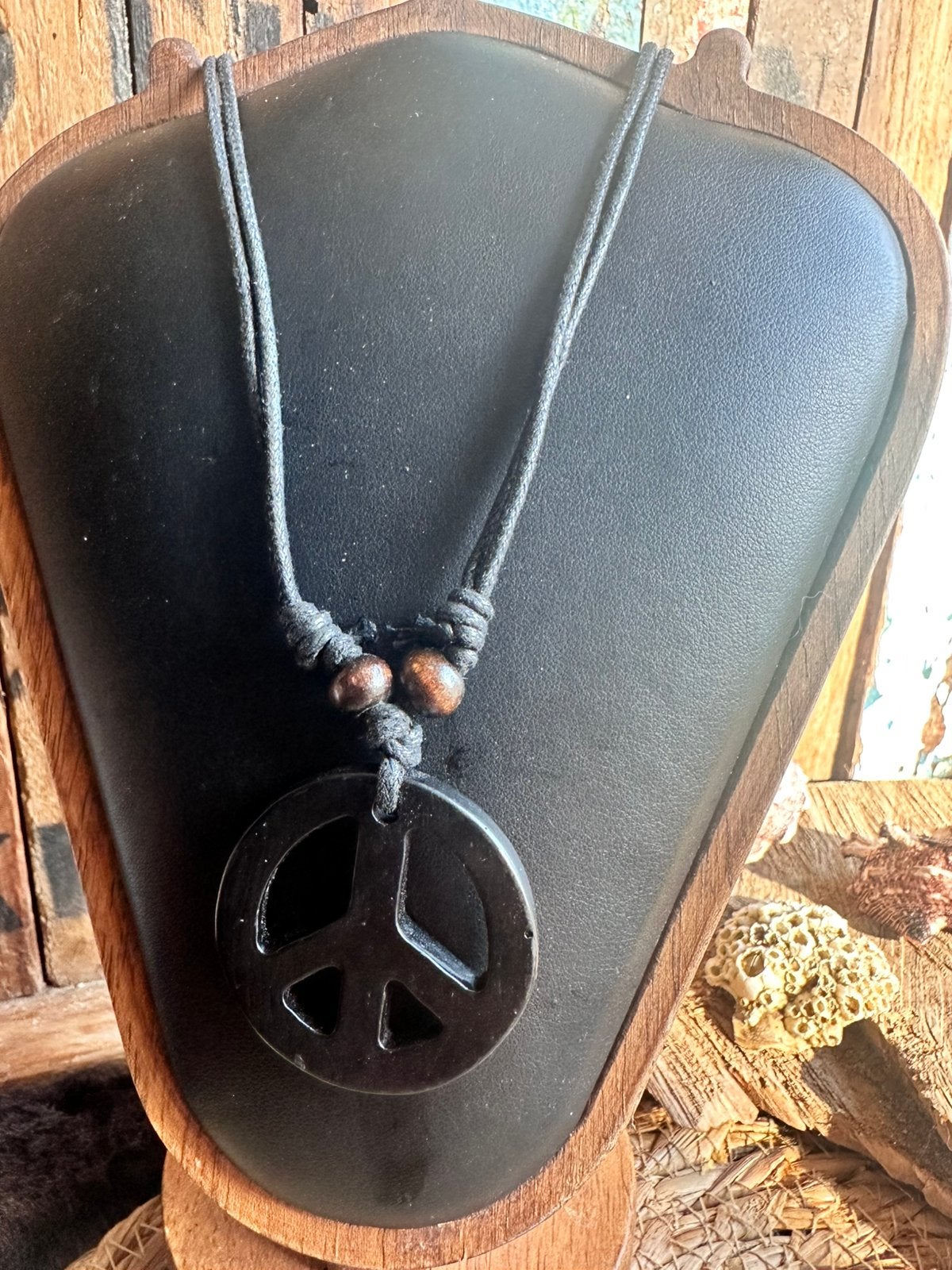 Boho statement ketting / halsketting met peace teken / nieuw, Ophalen of Verzenden, Nieuw, Overige materialen, Verstelbaar
