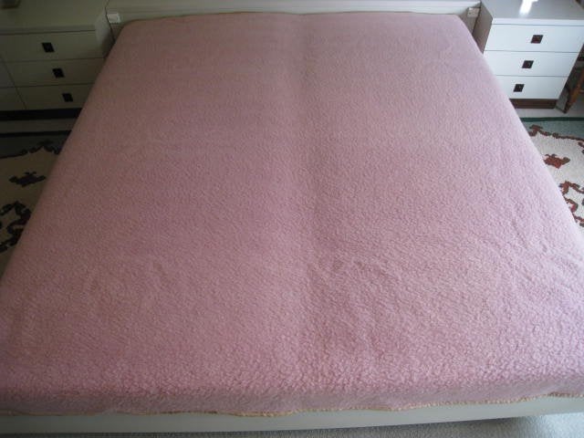 Deken Sole Mio, 100% wol, fluwelen bies, 220x250, neuw !!, Ophalen, Tweepersoons, Dekbedovertrek