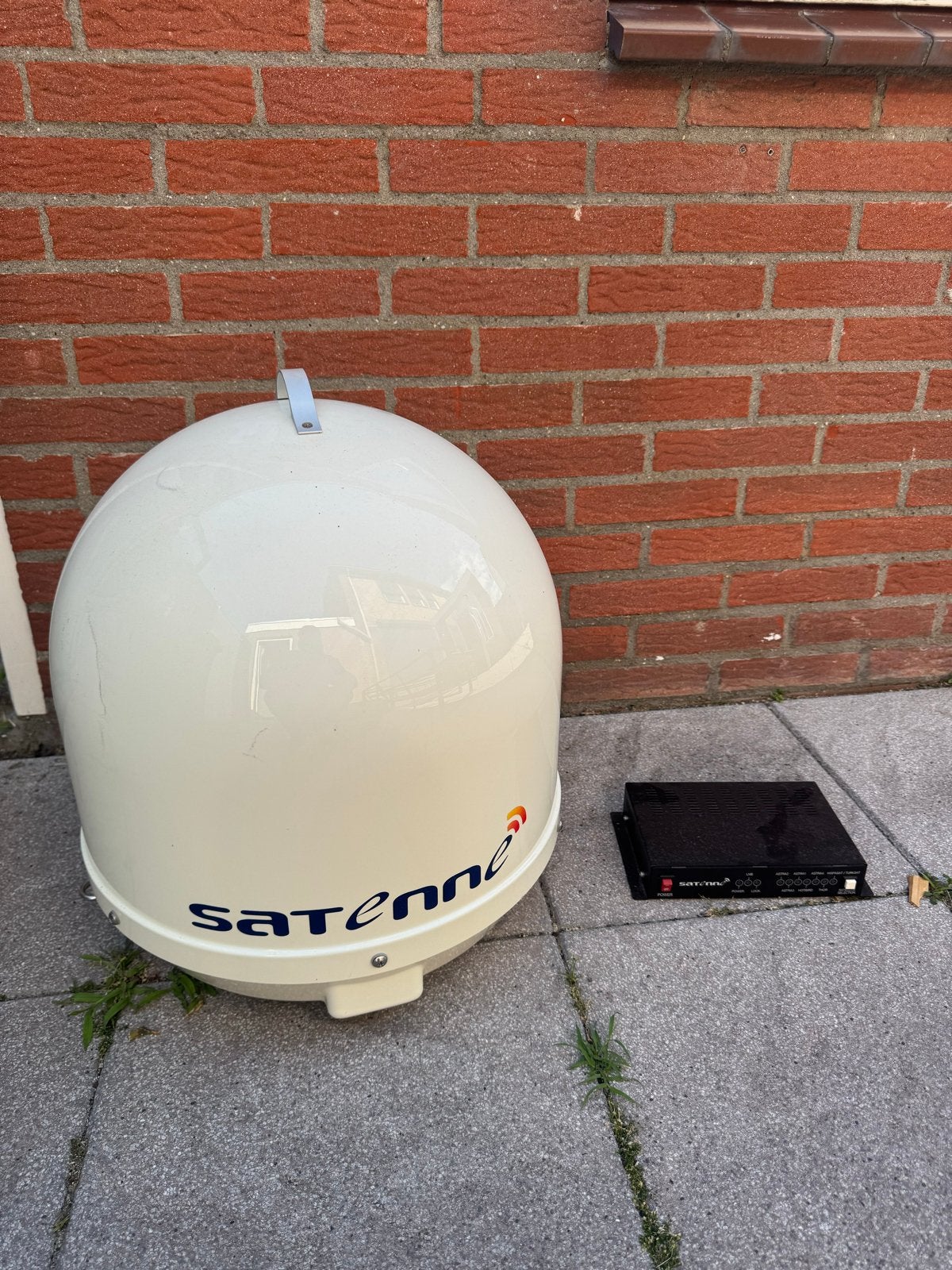 Satenne automatische schotelantenne met ontvanger, Ophalen, Gebruikt, (Schotel)antenne, Overige merken