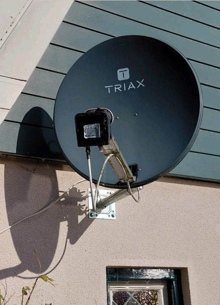 Triax schotelantenne, Ophalen of Verzenden, Gebruikt, (Schotel)antenne, Overige merken