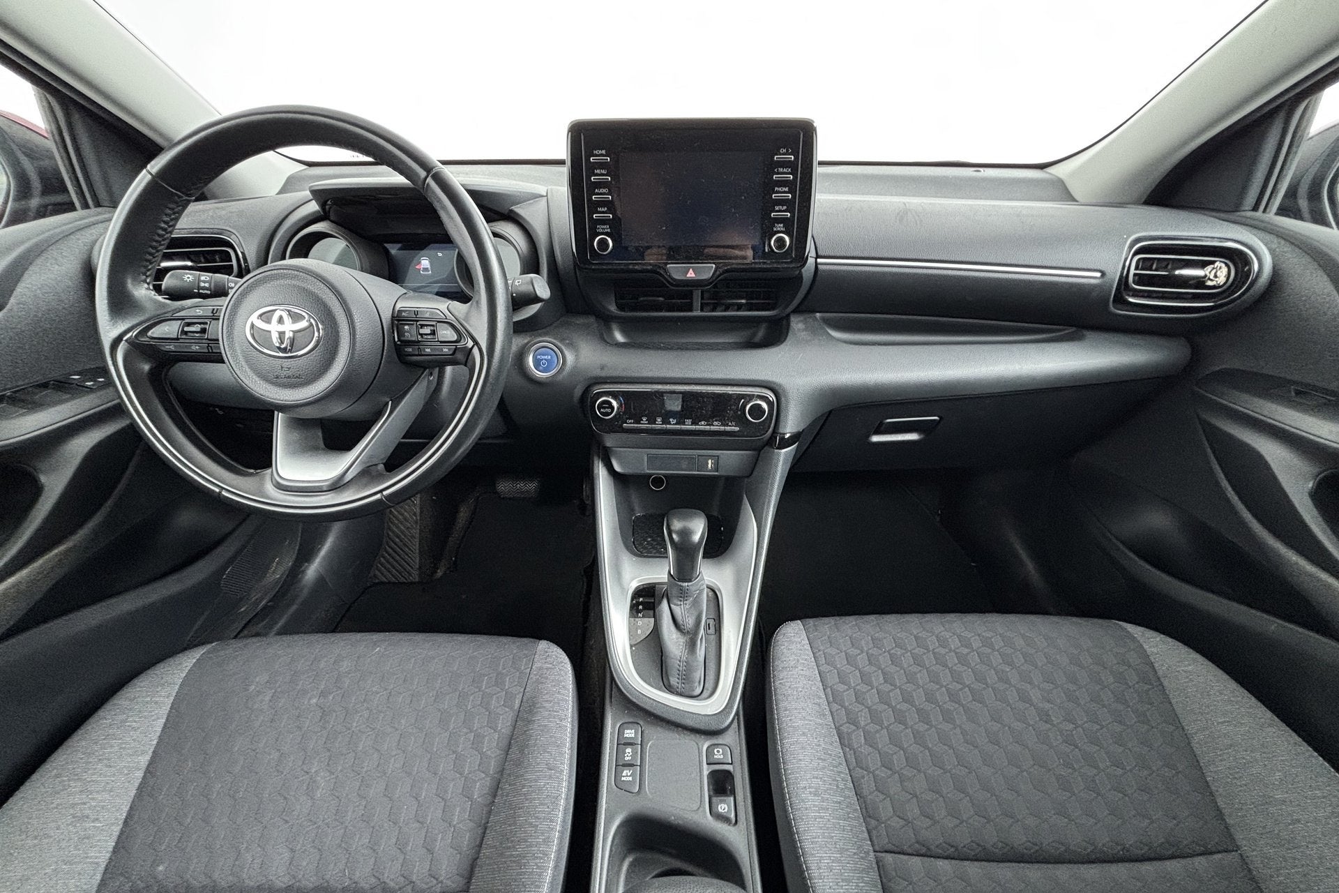Toyota Yaris 1.5 Hybrid Business Plus 1e-Eig. & Keurig-Onder, 12 maanden, Gebruikt, 450 kg, 49 €/maand