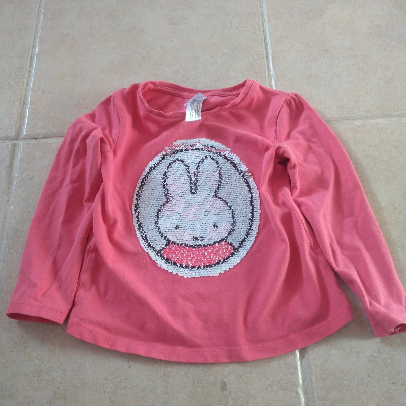 Roze reversable longsleeve shirt met Nijntje, maat 104, Ophalen of Verzenden, Zo goed als nieuw, Meisje, Shirt of Longsleeve