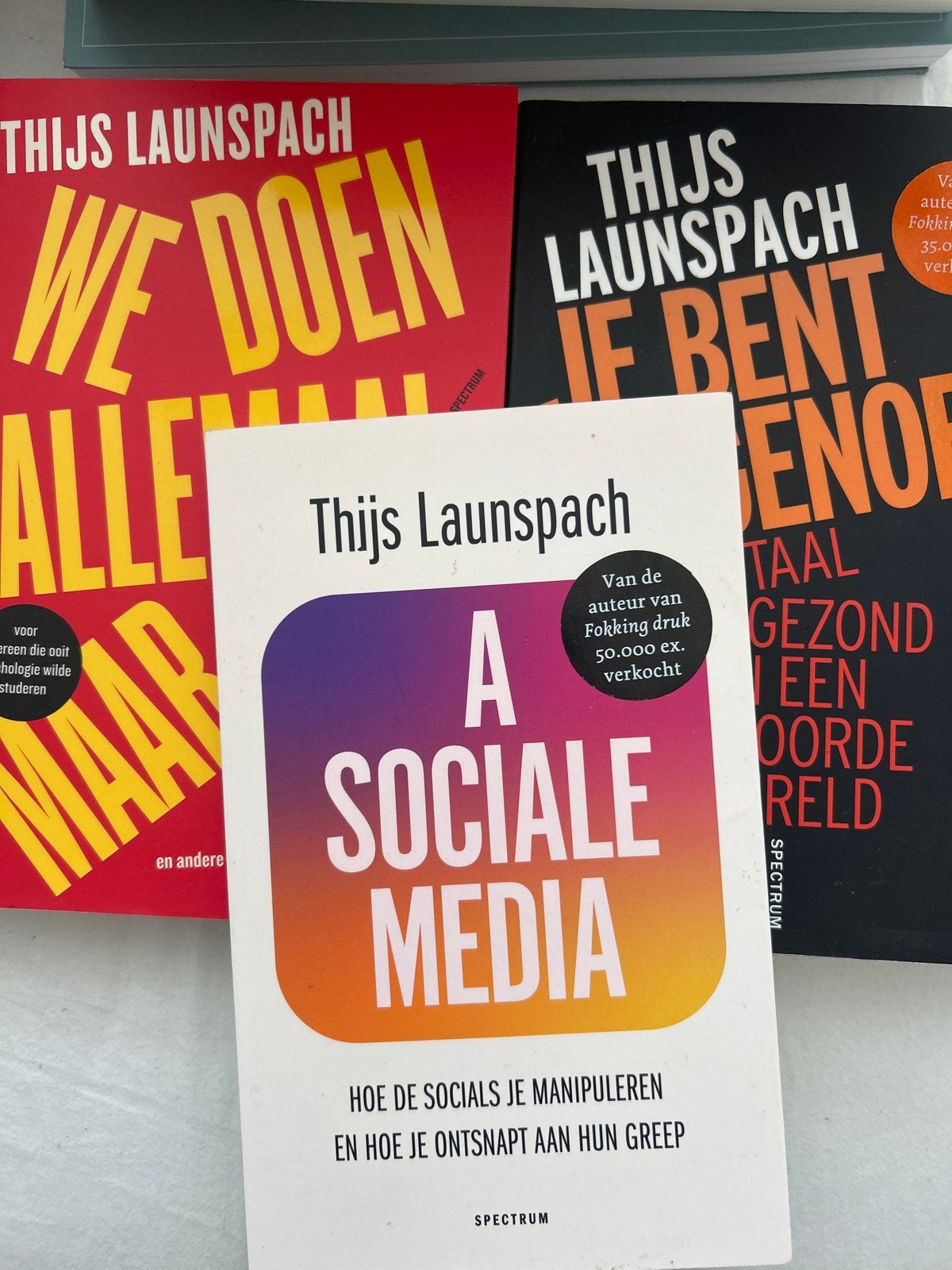 Thijs Launspach Boeken: Je Bent Al Genoeg, A Sociale Media,, Ophalen of Verzenden, Zo goed als nieuw, Klinische psychologie