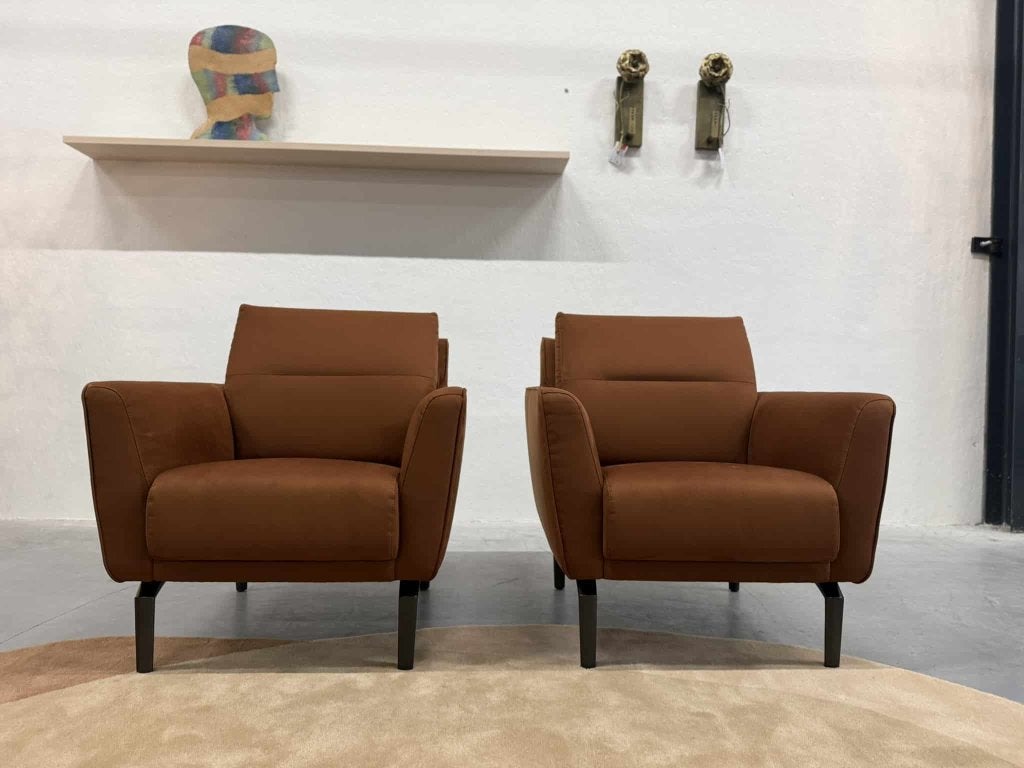 2 nieuw Leolux Evidence Sarena fauteuil bruin stof stoel, Leolux, Info@leolux.nl, Nieuw, 75 tot 100 cm