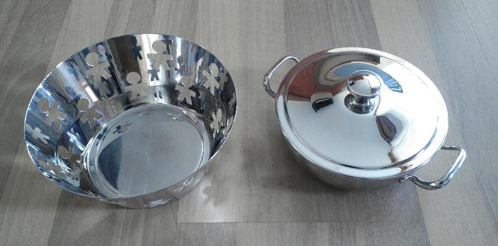 Alessi Girotondo fruitschaal & Alessi Alfra dekschaal, Huis en Inrichting, Keuken | Keukenbenodigdheden, Zilver, Ophalen of Verzenden