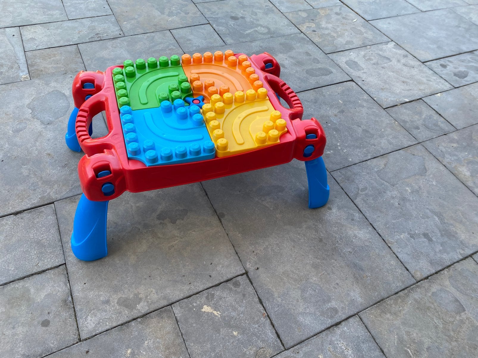 Blokstafel met blokken, Ophalen, Gebruikt