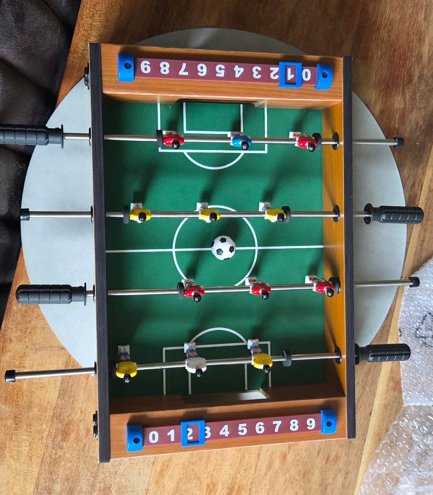 tafelvoetbal klein, Ophalen, Gebruikt