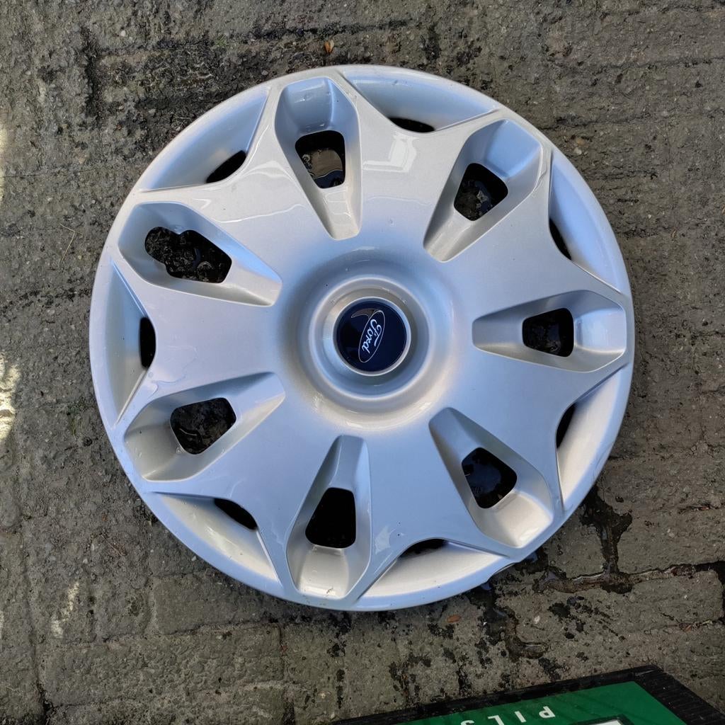 Wieldop FORD,doorsnede 44 cm,merk,embleem,grijs, kunststof, Auto diversen, Wieldoppen, Ophalen of Verzenden, Zo goed als nieuw